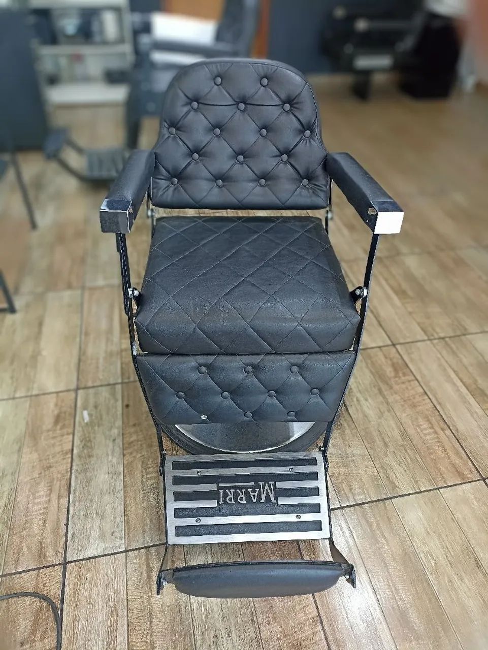 Cadeira Barbearia Marri - Foto 4