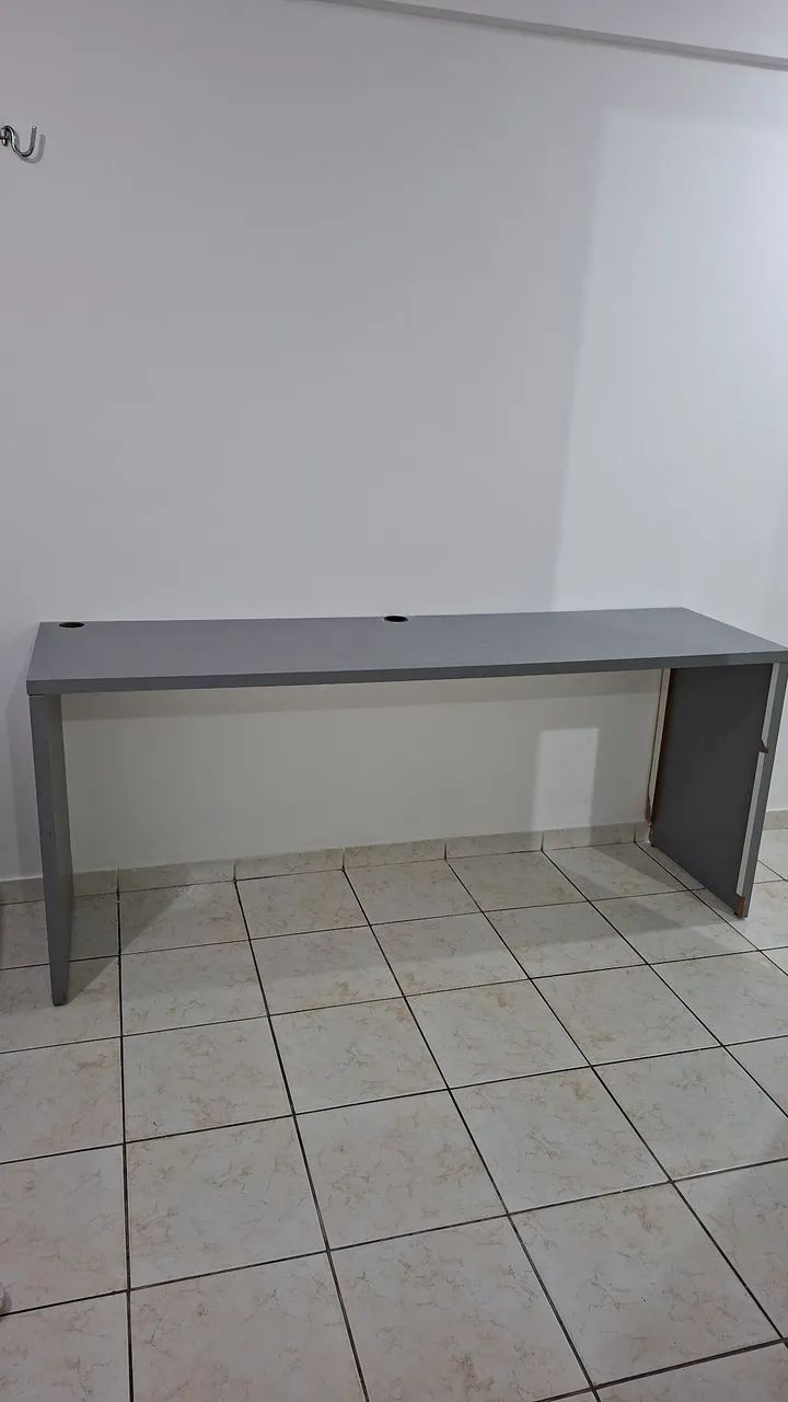 Mesa de Escritório Cinza - 1,80 m - Foto 2