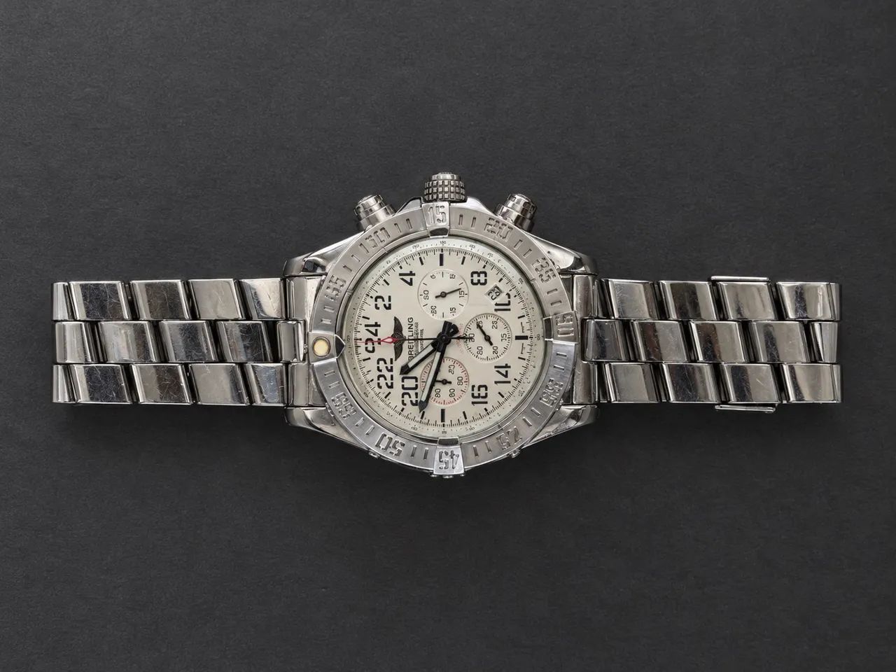 Relógio Breitling Prata com Mostrador Claro e Cronógrafo