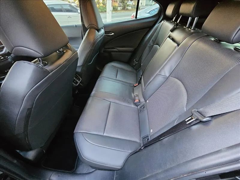Lexus UX-300h 2.0 16V Aut. (Híbrido), foto 3 de 10