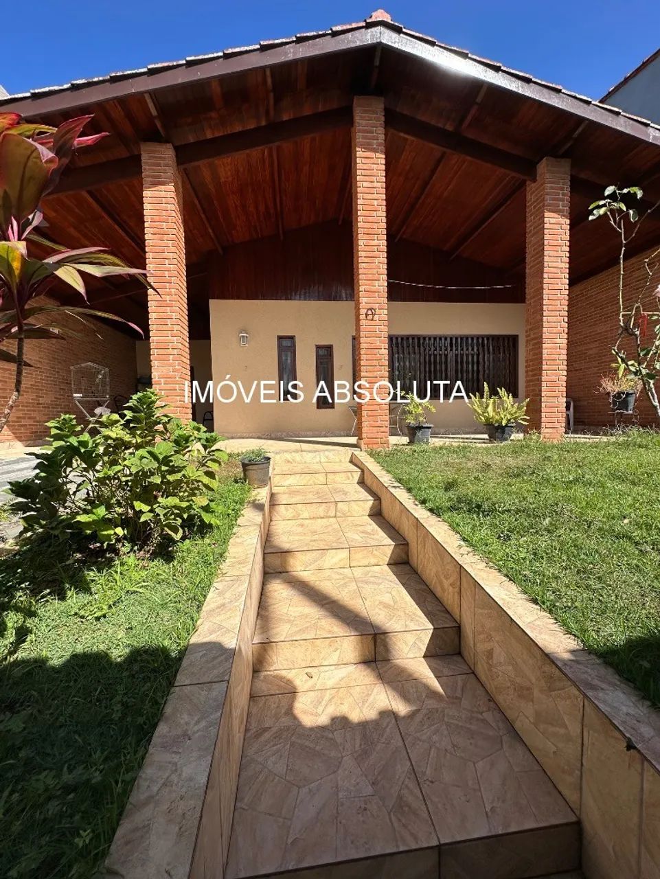 Casa Ampla com Edícula - Bairro Belas Artes - Foto 2