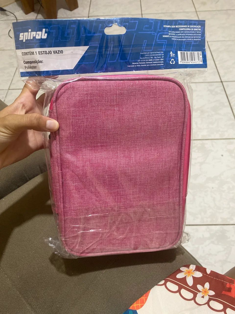 Selling pencil case, still sealed/never used and in excellent condition