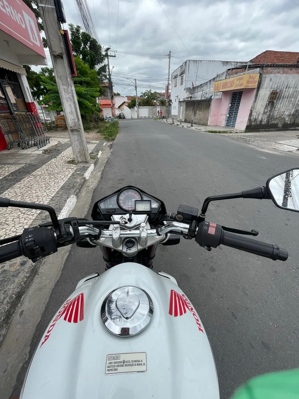 CB300R 2014/15 - Foto 8