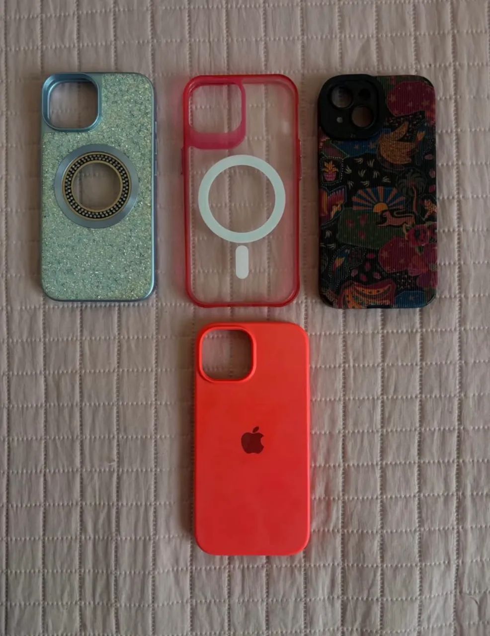 Capas IPhone 15