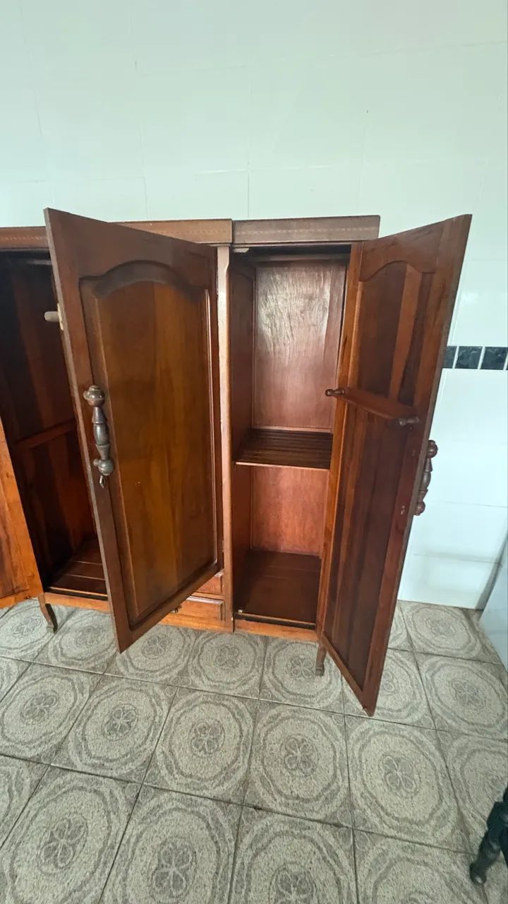 Guarda Roupas Antigo - Foto 2