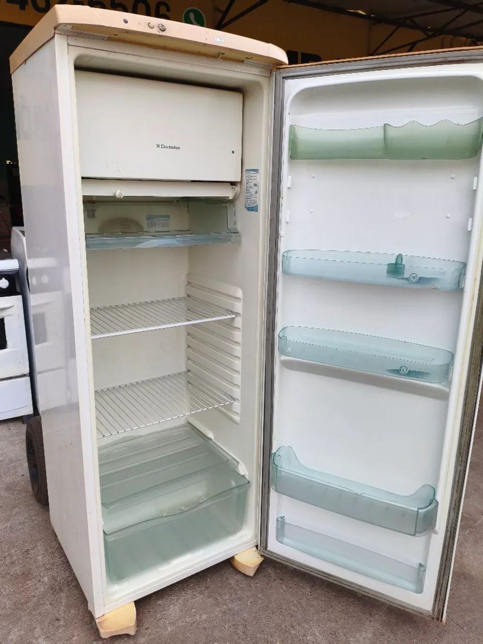 Geladeira Electrolux 340 litros  - Foto 4