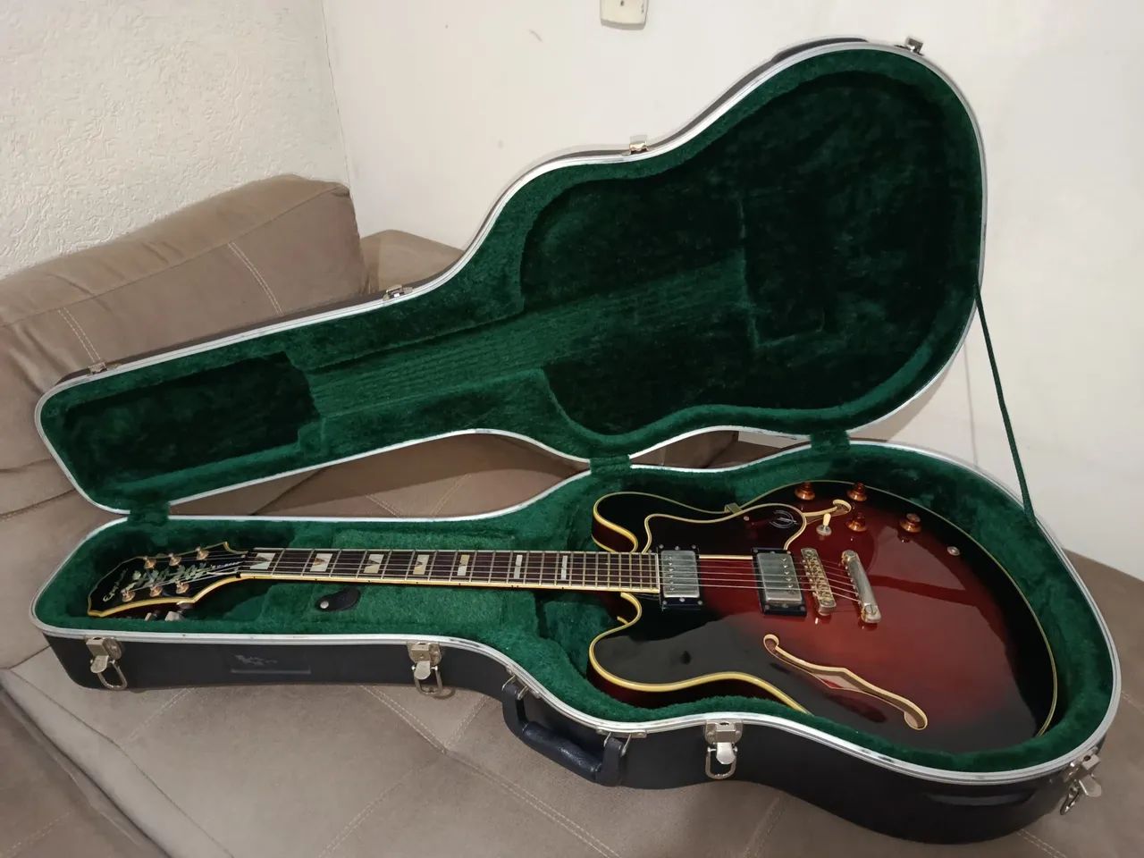 Guitarra Epiphone Sheraton ii (korea) 1998 (n Gibson, Fender, Boss