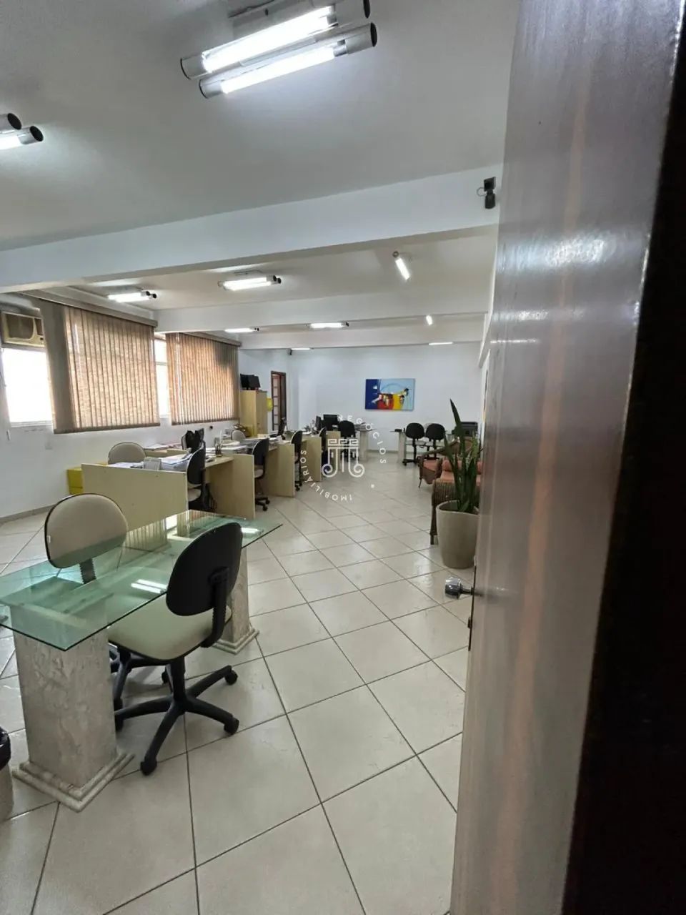 SALAS PARA VENDA OU LOCAÇÃO NO EDIFÍCIO PALACIO DO COMERCIO NO CENTRO DE JUNDIAÍ/SP