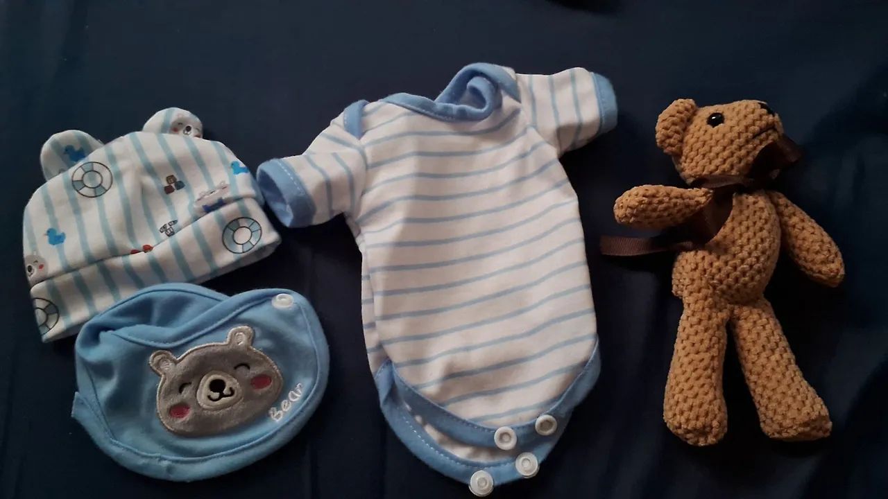 Bebê reborn de silicone  - Foto 4