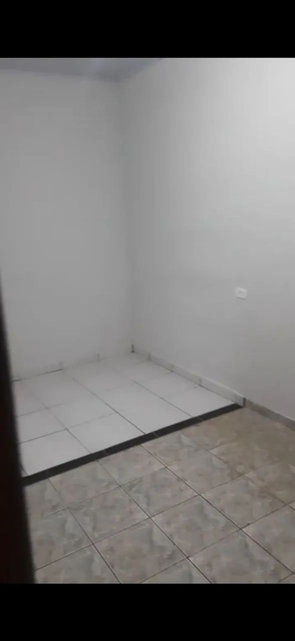 ALUGO CASA
