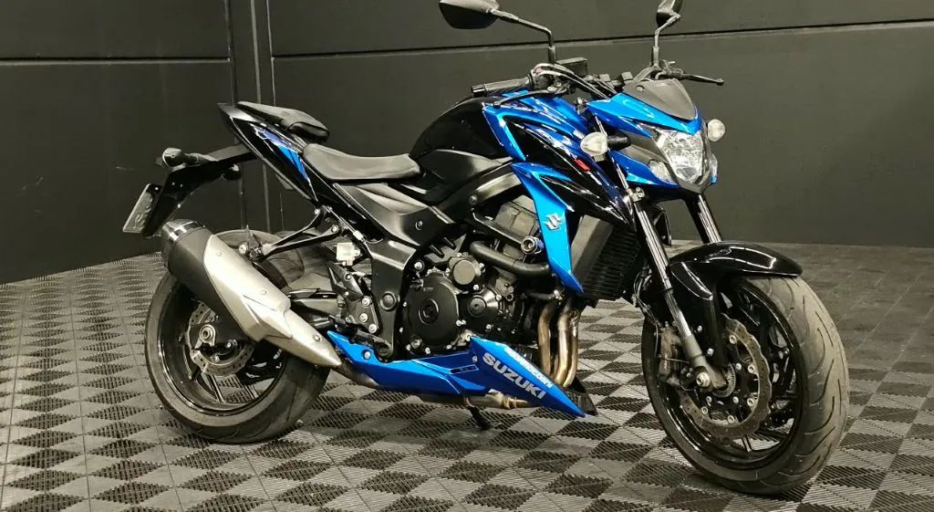 GSX-S 750 - Foto 4