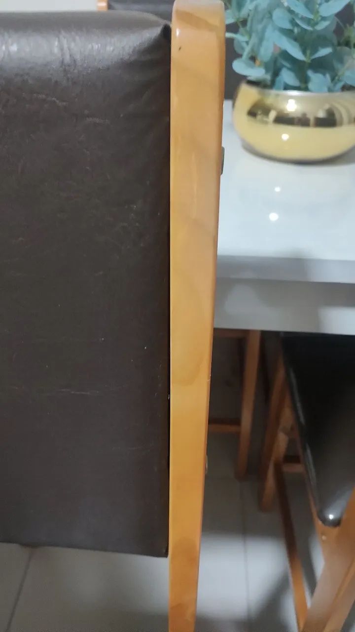 Mesa com 6 cadeiras  - Foto 2