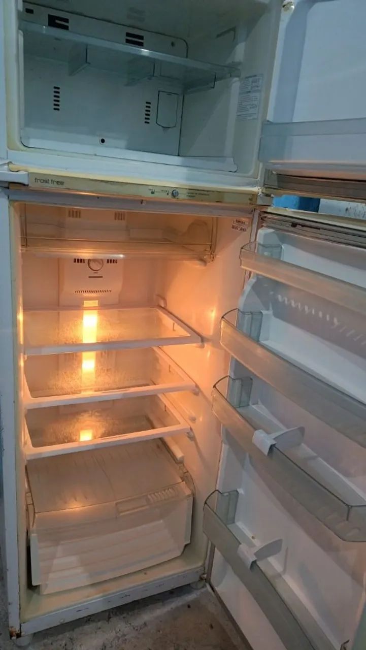Geladeira Frost Free Brastemp - Foto 2