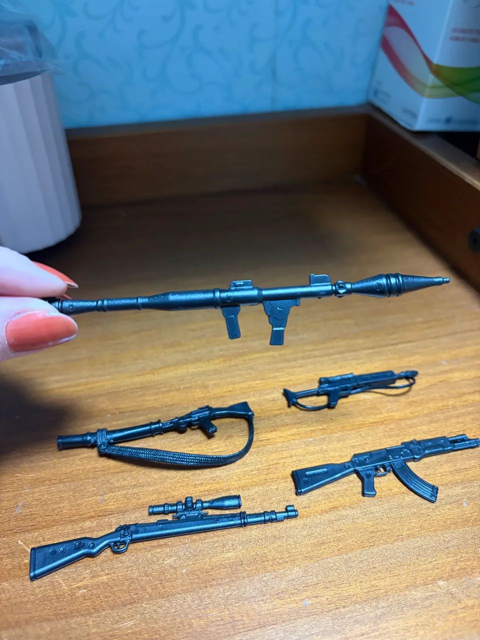 Lote de mini arminhas para action figure - Foto 5