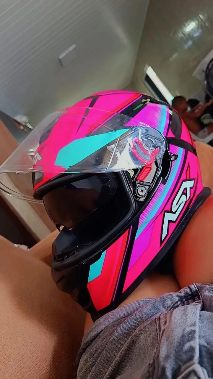Capacete ASX, usado apenas 1 vez. Pra vender logo 500 - Foto 2