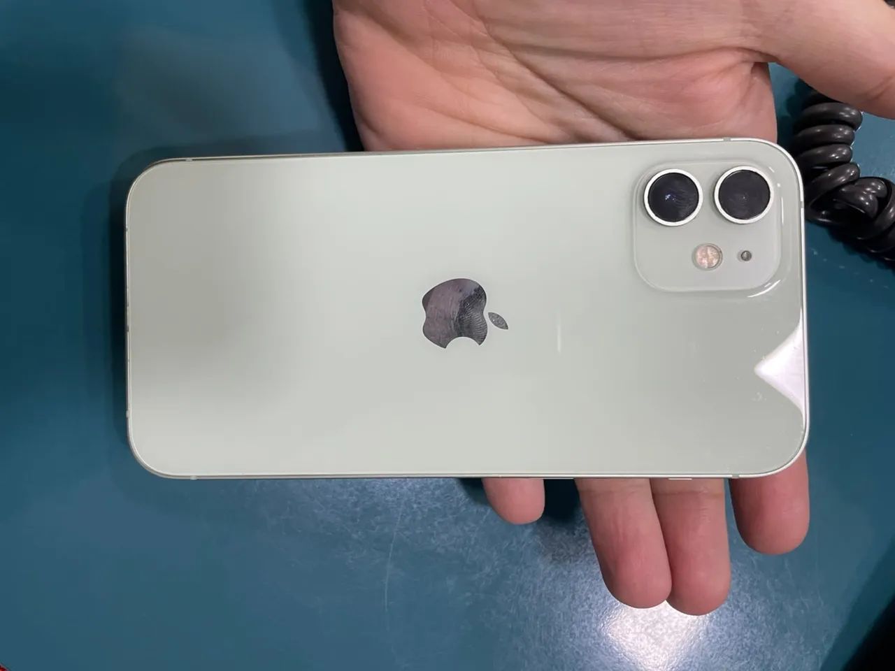 iPhone 12