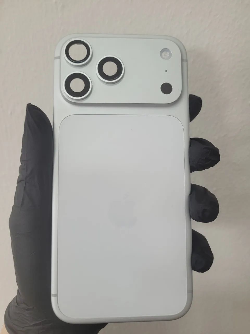 Carcaça iPhone 17 Pro Max Original Usada E-SIM Sem Chip<br>Código SKU: