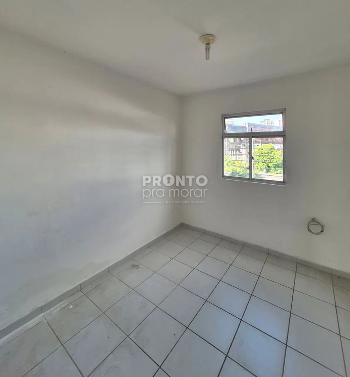 Apartamento com 2 quartos em Espinheiro - Foto 2