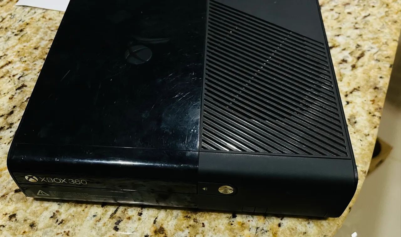 XBOX 360 COM KINECT - Foto 2