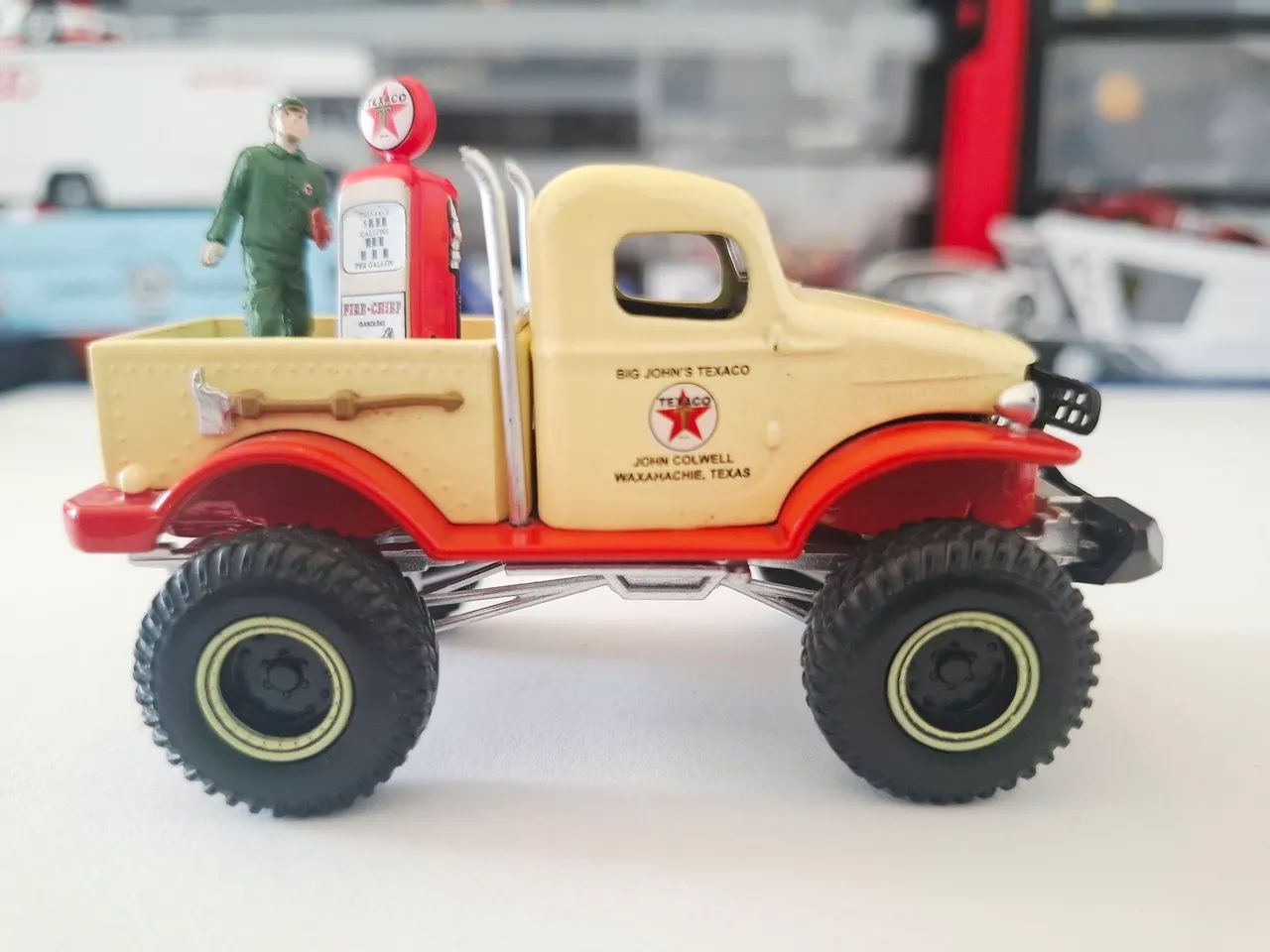 Miniatura 1:64 Dodge Ton 4x4 Militar- Raridade!!! - Foto 2
