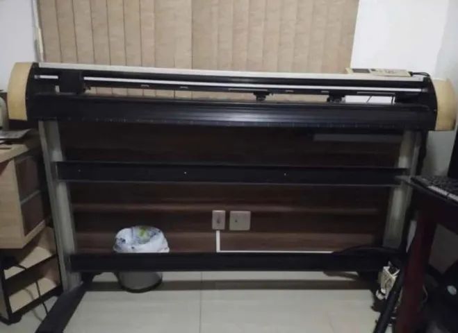 Máquina de Recorte de Adesivo - Mimaki CG130 - Usada, Revisada e em Boas Condições - Foto 2