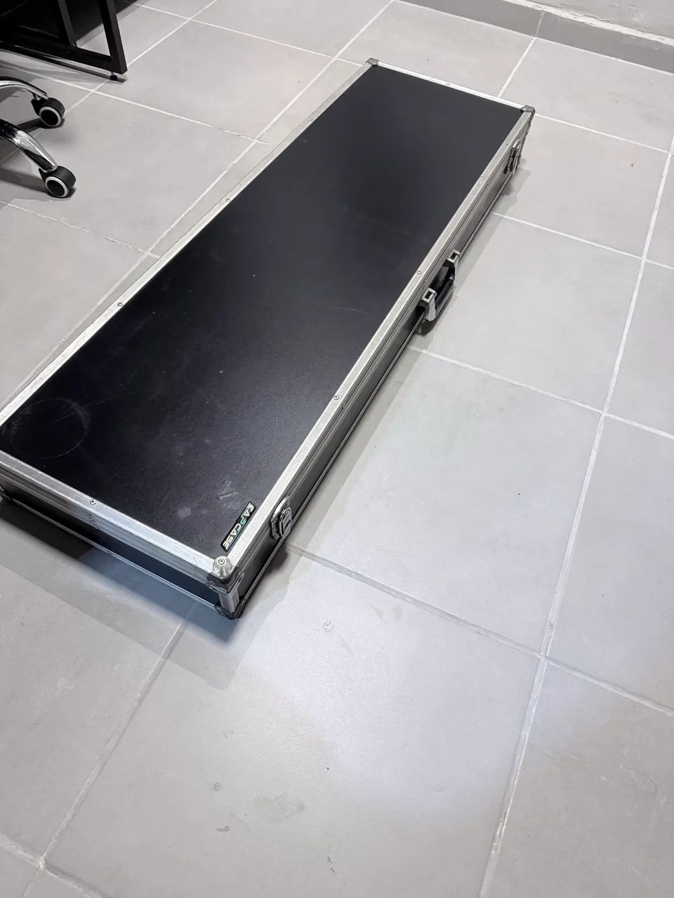 Hard case contra baixo 