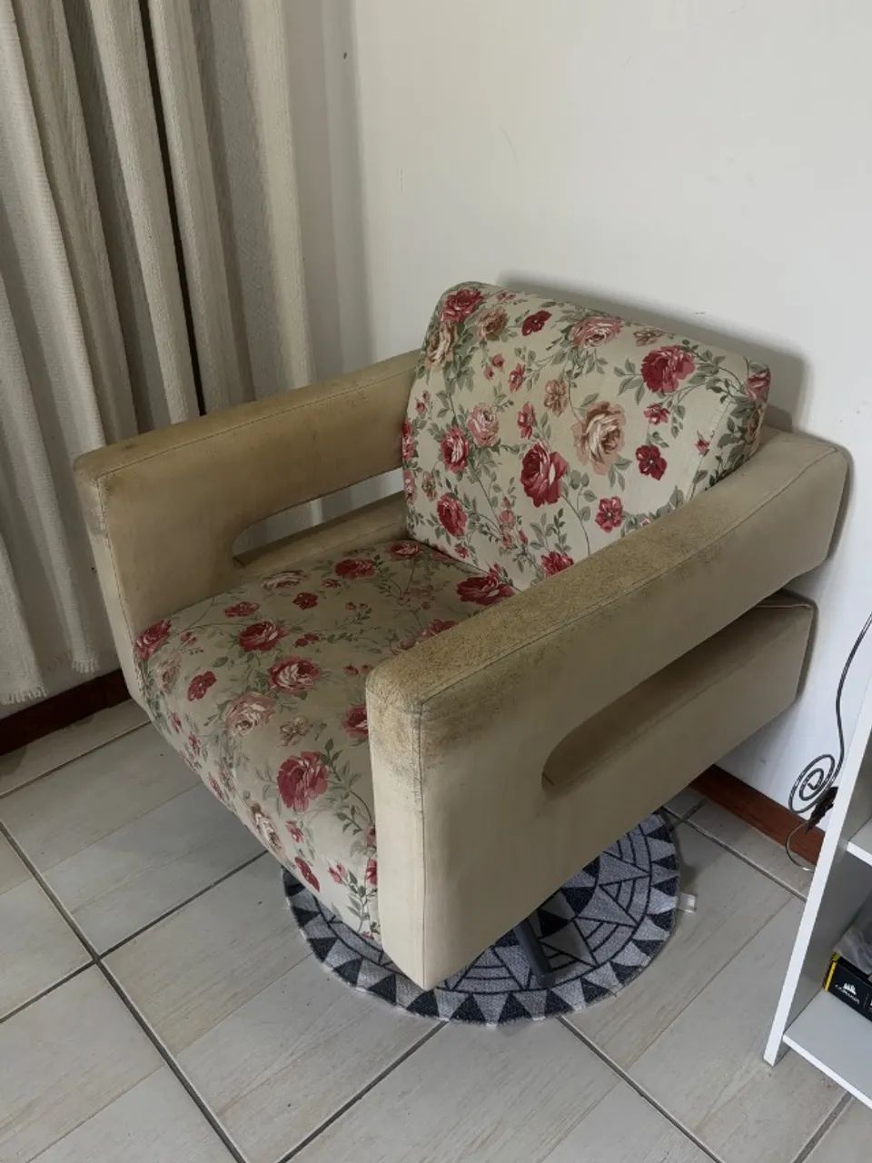 Poltrona vintage para restauração - Foto 2