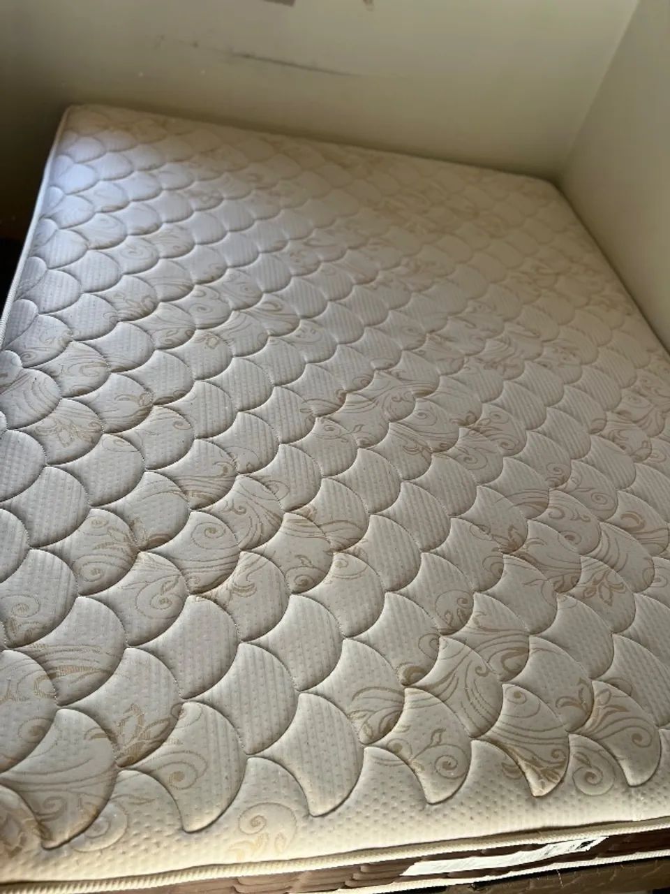 Cama box king + colchão solar  - Foto 4