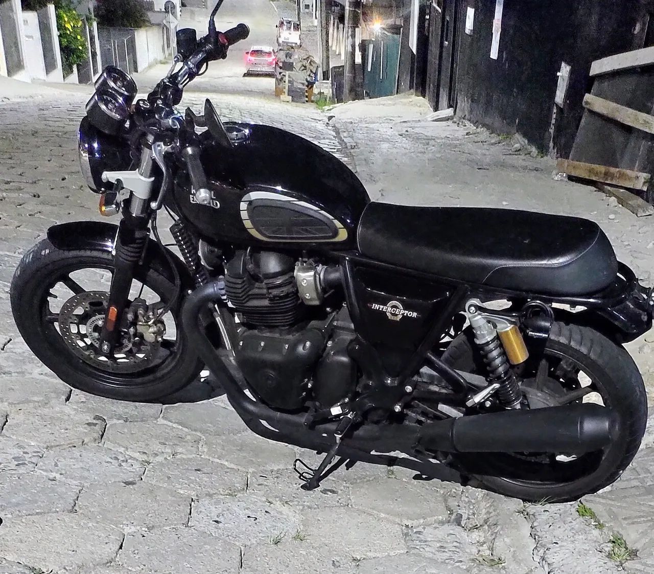 Interceptor 650 2025
