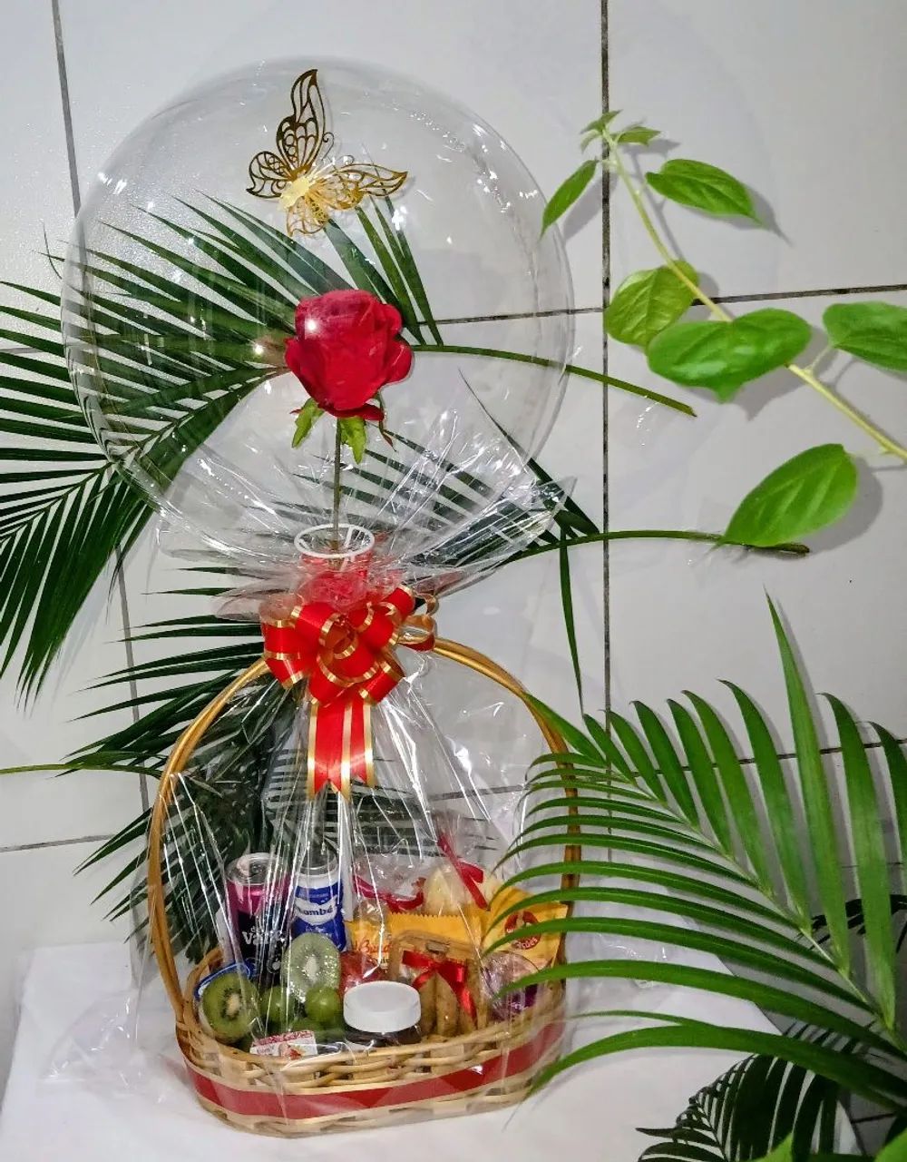 Cesta Café da Manhã Rosa Encantada Balão Buble 