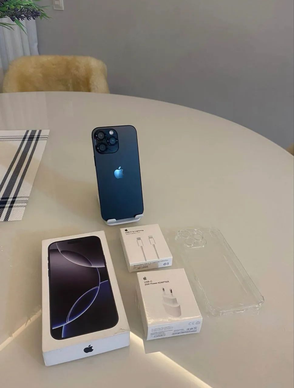 16 pro Max  - Foto 2