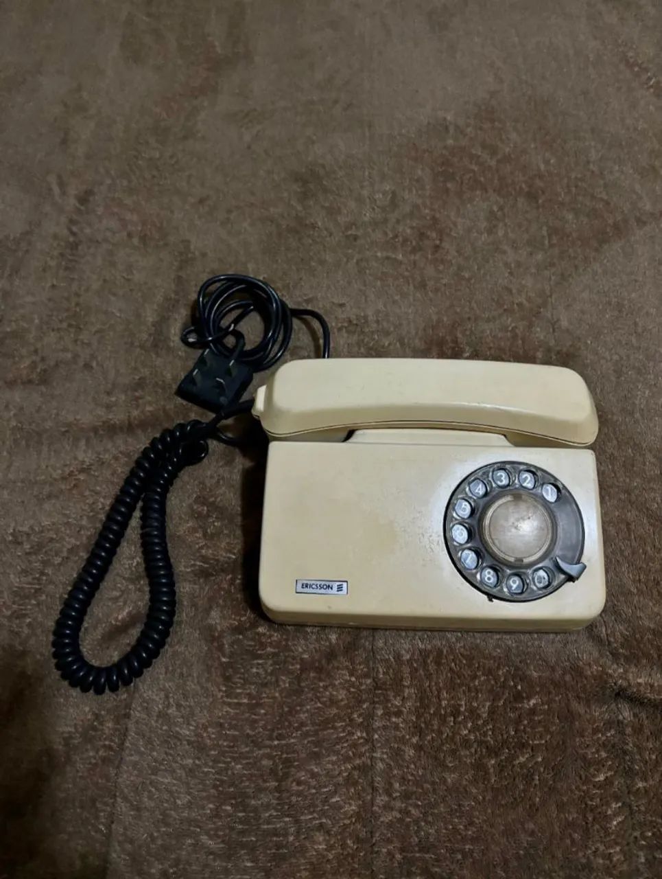 Telefone de disco antigo Ericsson 