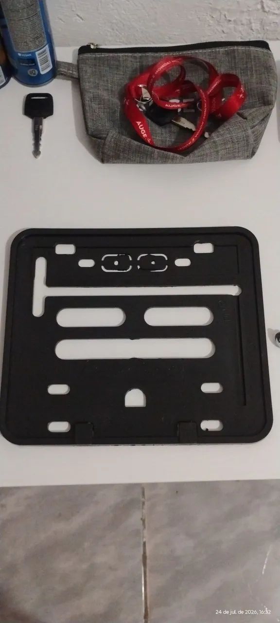 Moldura suporte de placa moto modelo novo Mercosul universal  - Foto 2