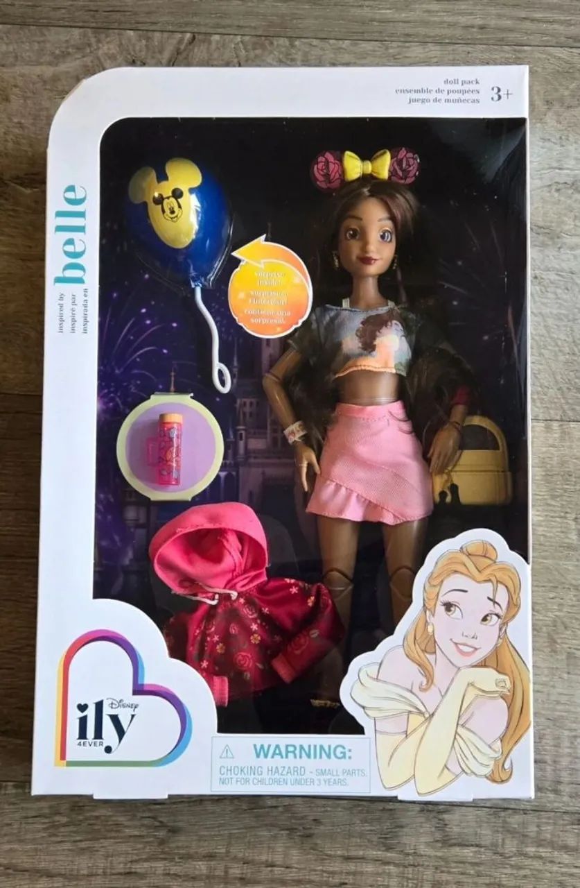 BONECA BARBIE ILY BELA DISNEY STORE NOVA LACRADA.