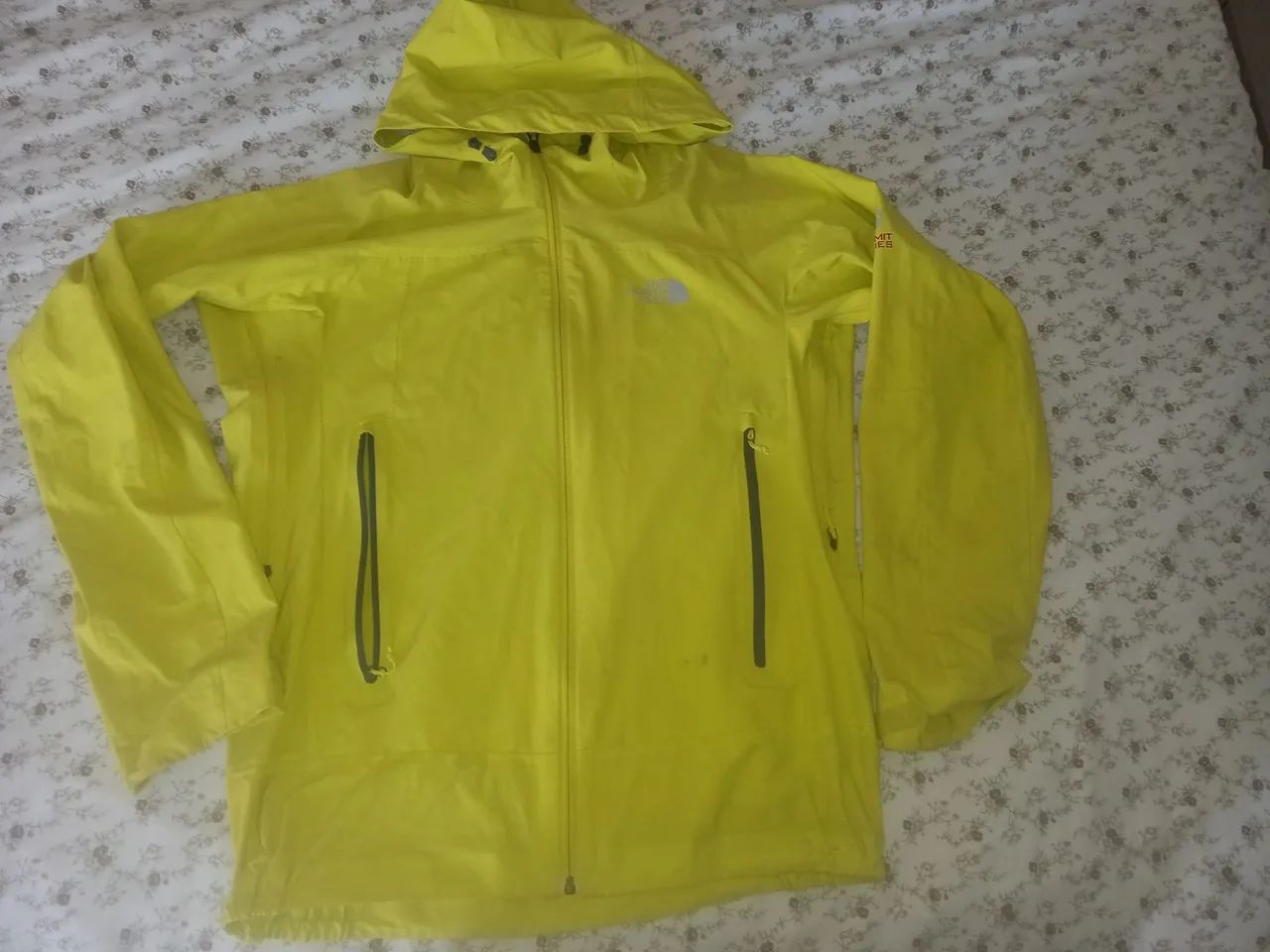 Blusa corta vento North Face veste M usada