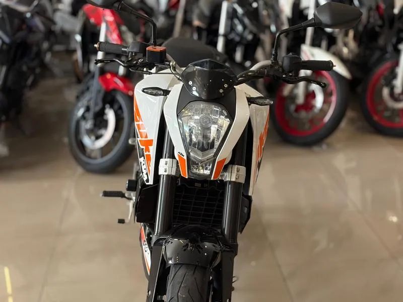 KTM 200 DUKE 2017 - Foto 2
