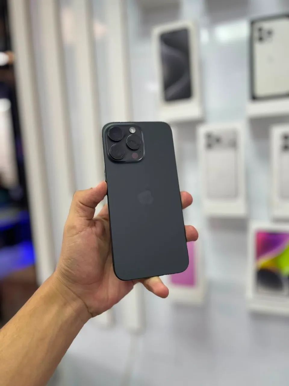 iPhone 15 Pro Max - 256GB<br>?4.299,00