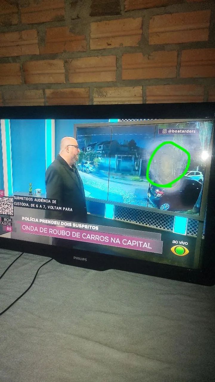 Vendo tv LCD 40 polegadas 