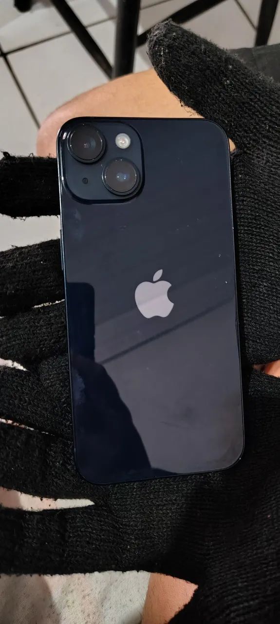 iPhone 14 semi-novo 