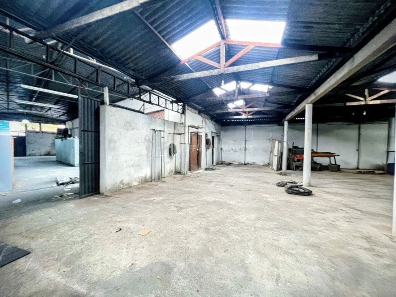 Galpão à venda com mais de 600M² no Bairro Fundação. - Foto 3