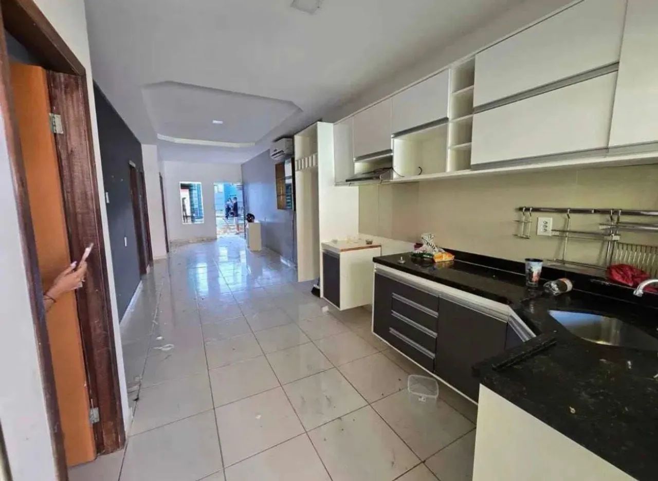 *CASA A VENDA NO PARQUE 10* 125 mil - Foto 4