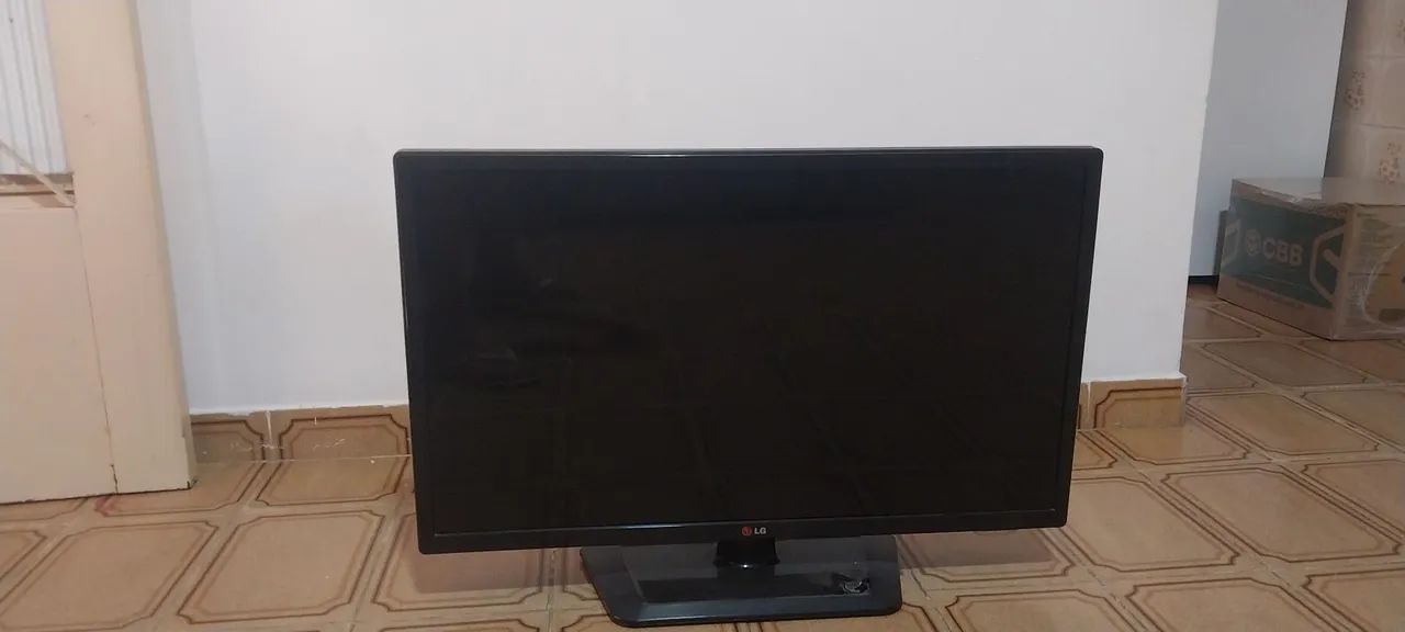 TV LG 32 POLEGADAS QUEBRADA 