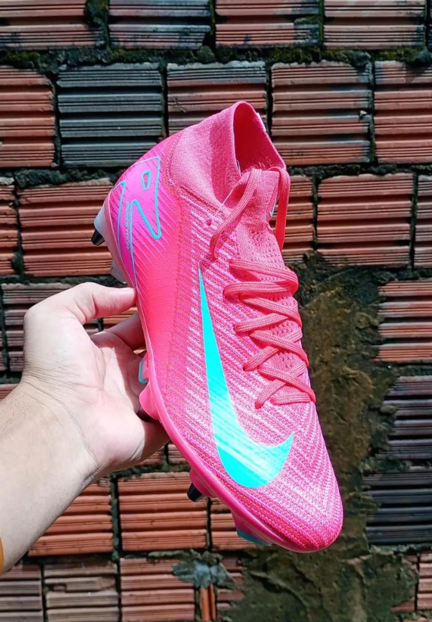 CHUTEIRA NIKE TRAVA MISTA - Calçados Esportivos - Nísia Floresta