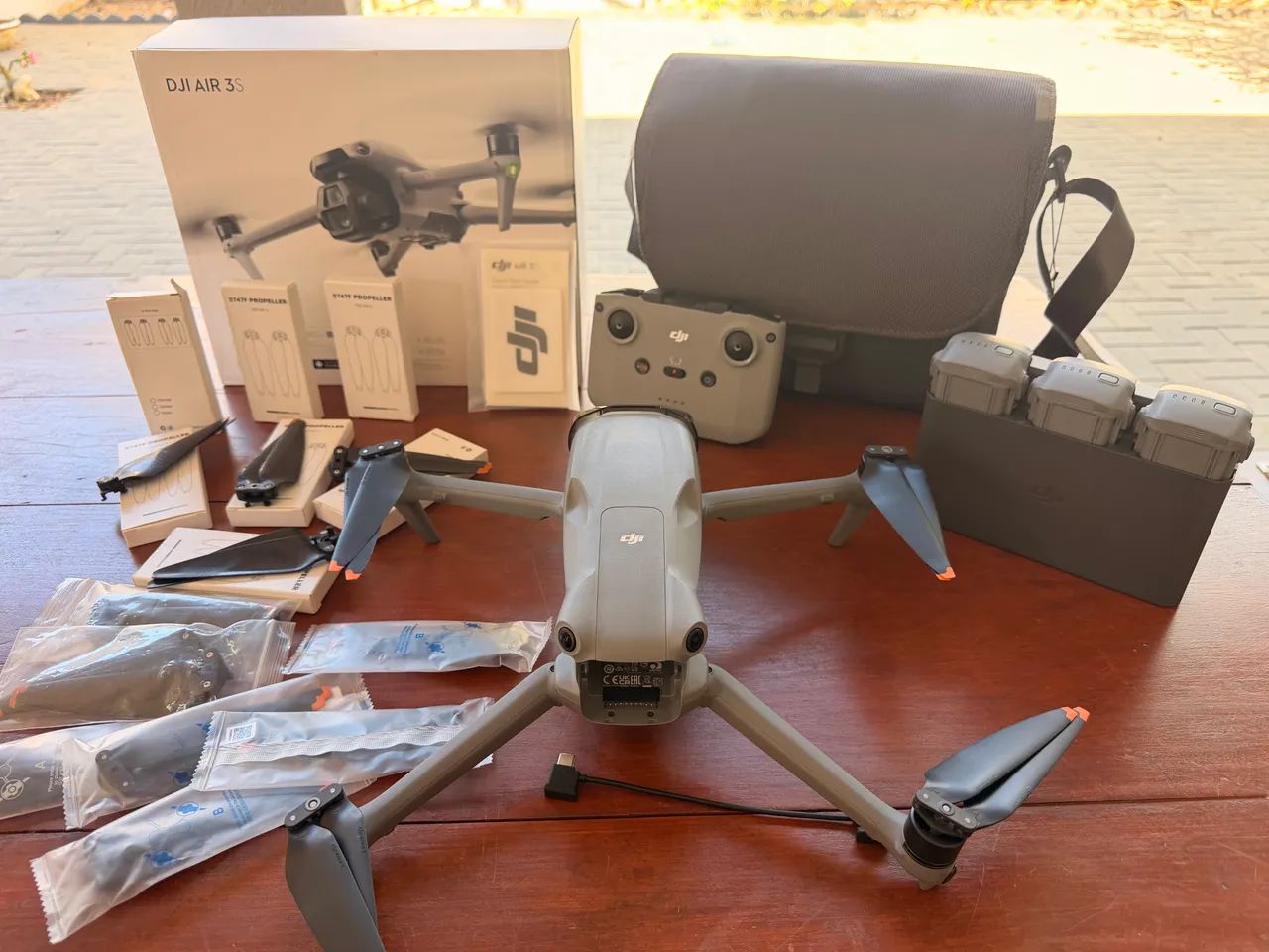 ? VENDO DJI AIR 3S - COMBO COMPLETO
