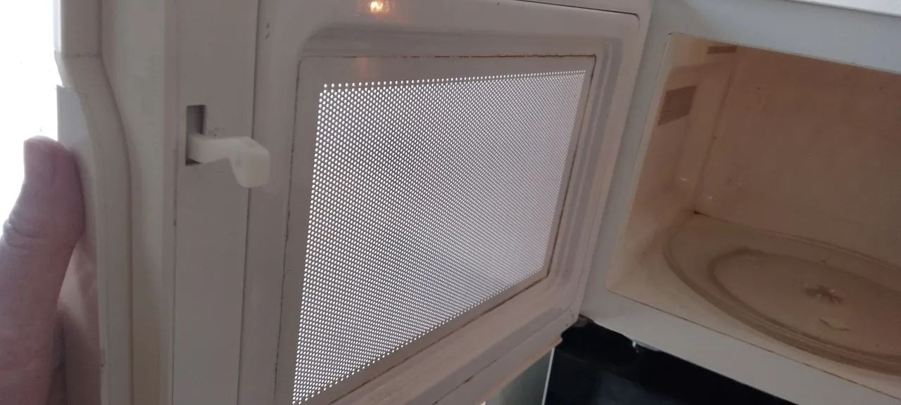 Microondas Eletrolux  30 lts - Foto 4