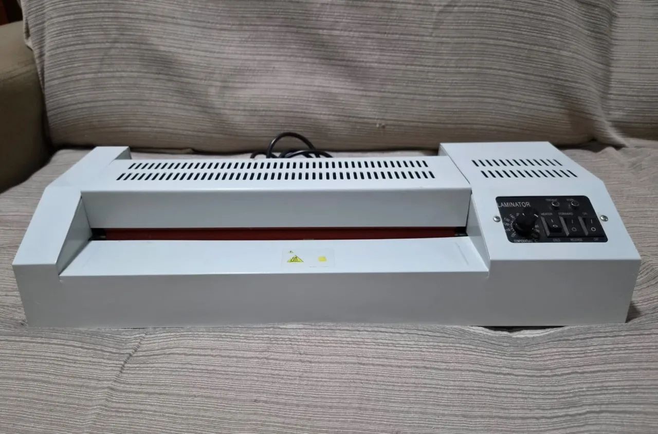 Laminadora e Plastificadora A3 Nagano 