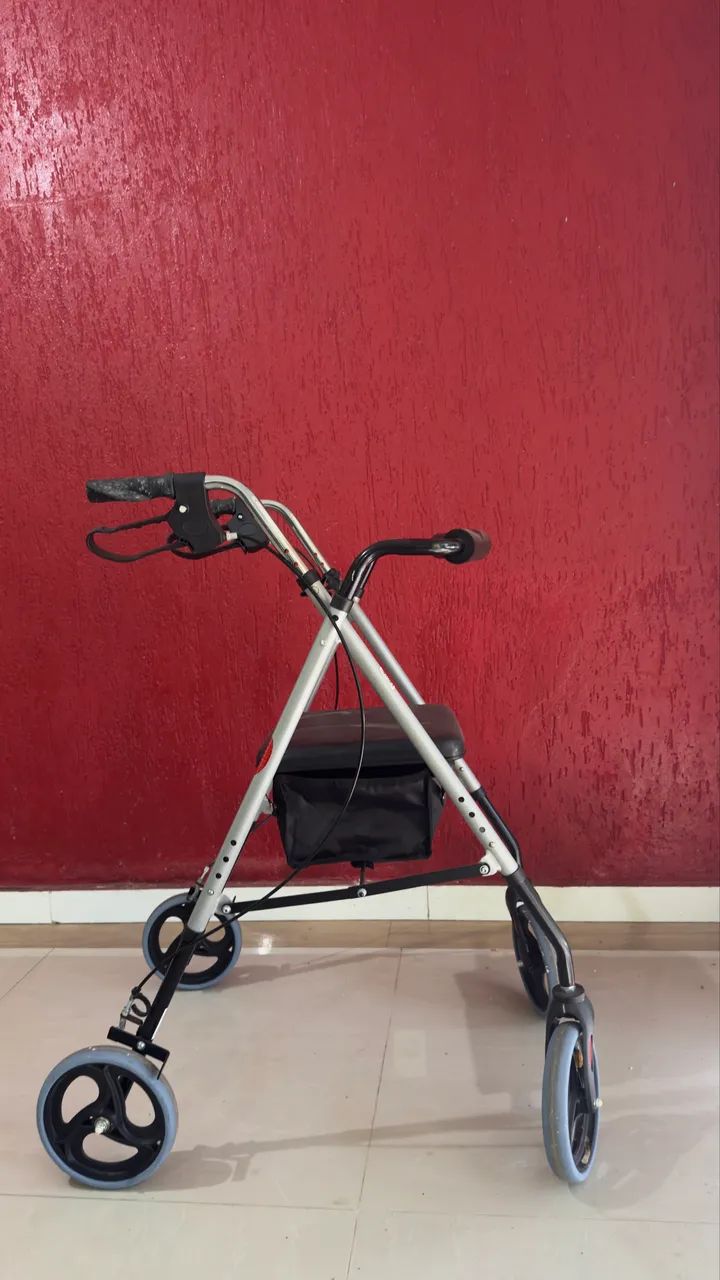 Andador 4 rodas com assento  - Foto 2