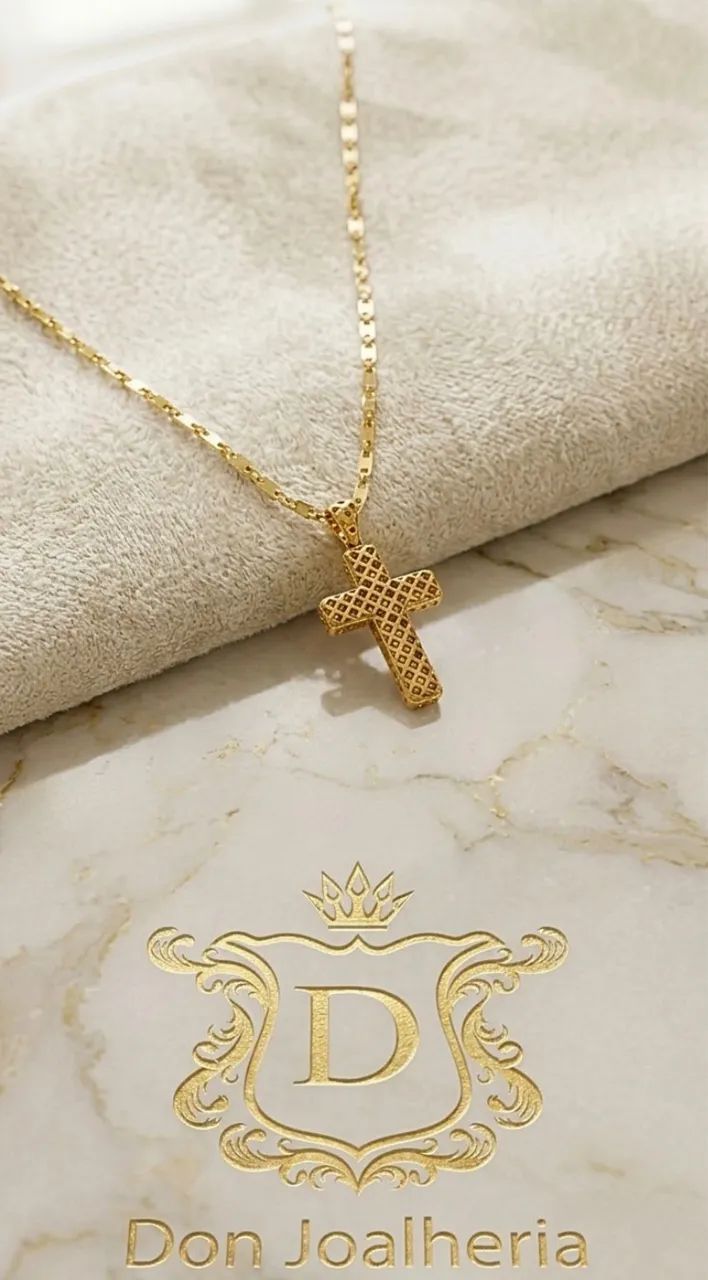 Conjunto Piastrine e Crucifixo em Ouro 18k 750
