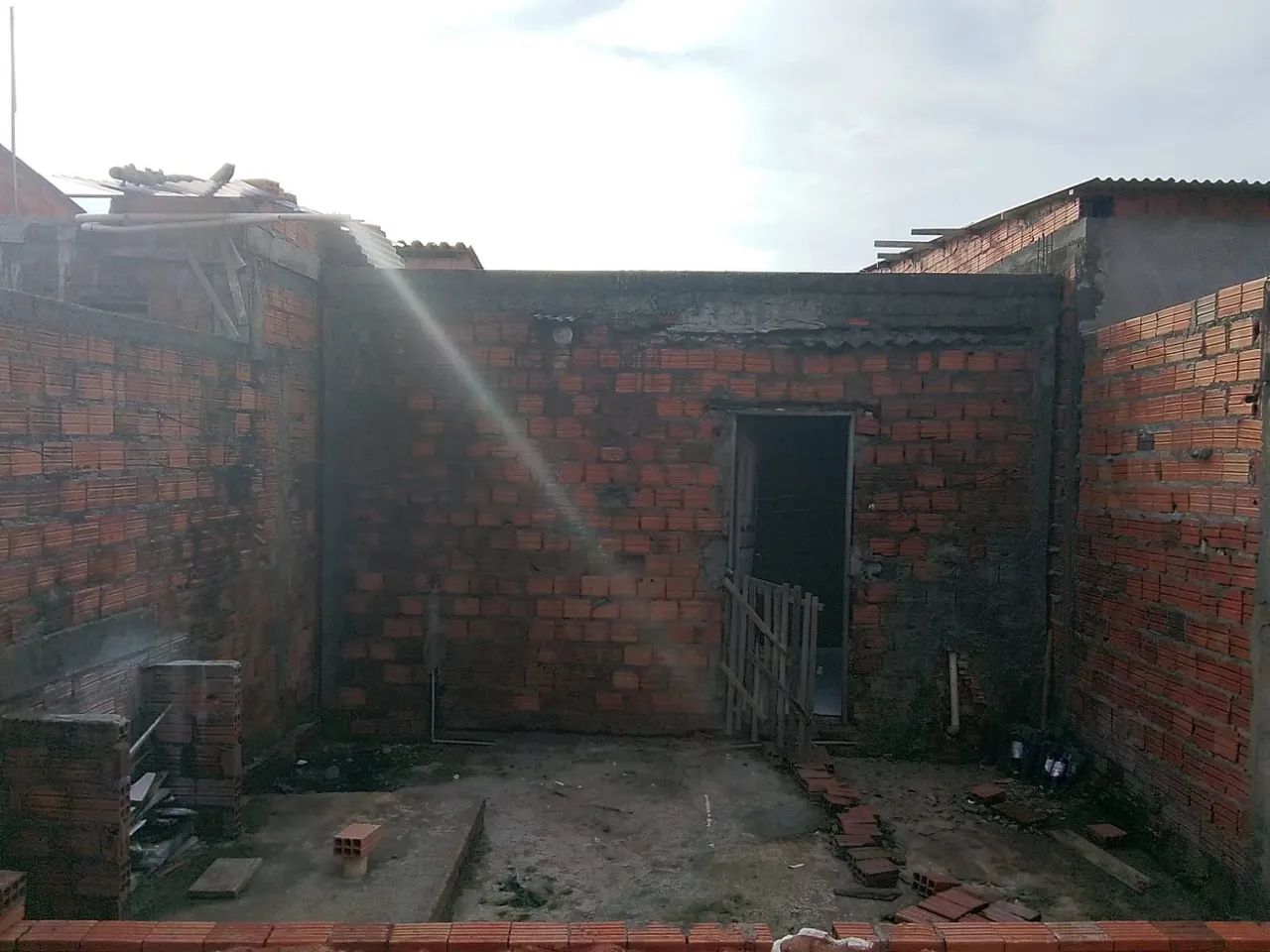 Vendo uma casa no bairro apaco  - Foto 4