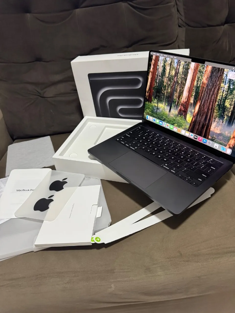 Macbook M2 pro 14 polegadas 16Gb - 512ssd - Notebooks - Torre